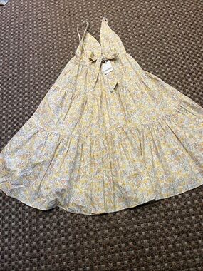 Vine tree Yellow Floral Tie-Back Tiered Dress new with tags Small med large